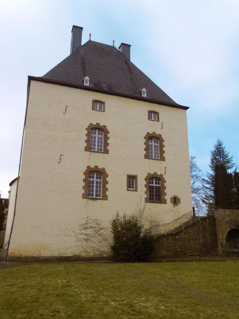 Schloss Wiltz Die Filmmotivdatenbank für das Saarland, Luxemburg, Ost